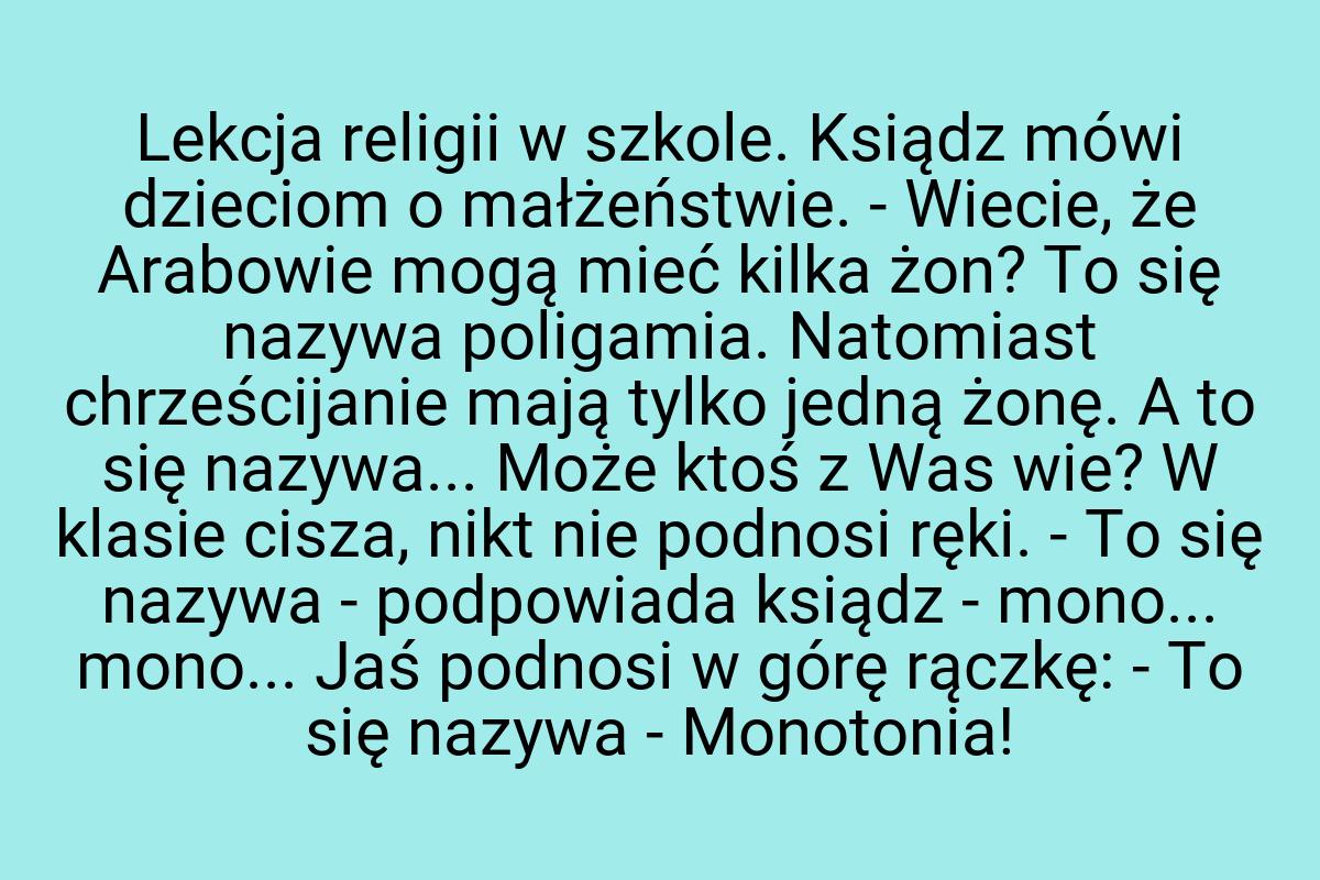 Lekcja religii w szkole. Ksiądz mówi dzieciom o