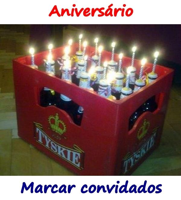 Aniversário. Marcar convidados