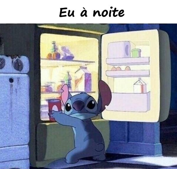 Eu à noite