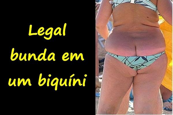 Legal bunda em um biquíni