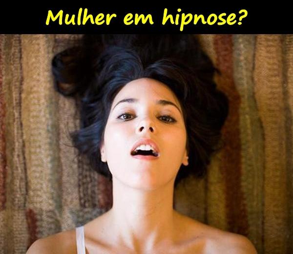 Mulher em hipnose