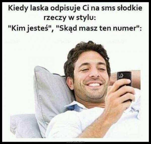 Kiedy laska odpisuje Ci na sms słodkiego rzeczy w stylu