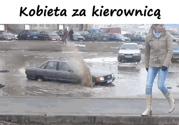 Kobieta za kierownicą