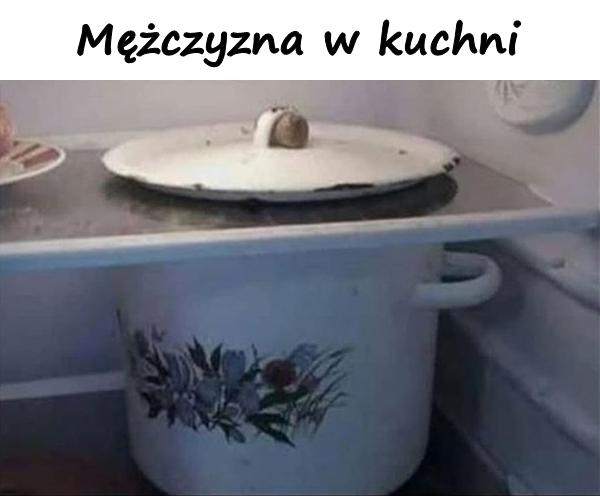 Mężczyzna w kuchni