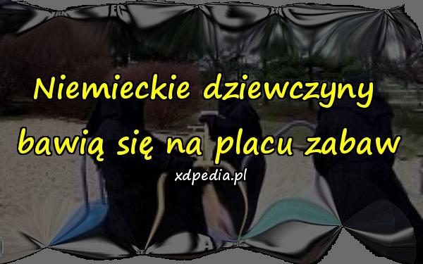 Niemieckie dziewczyny \nbawią się na placu zabaw