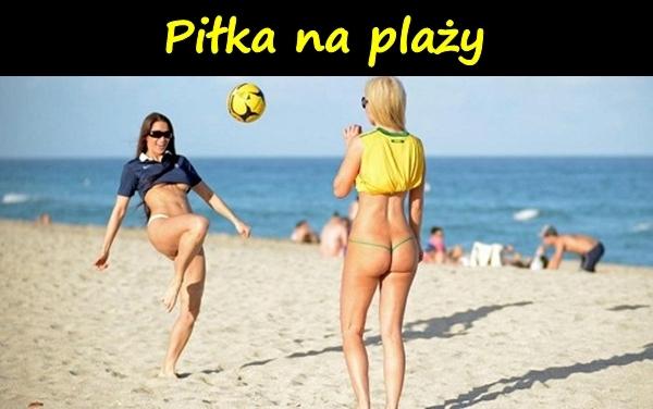 Piłka na plaży