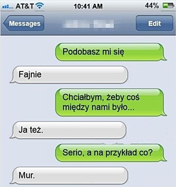 - Podobasz mi się - Fajnie - Chciałbym żeby między nami coś