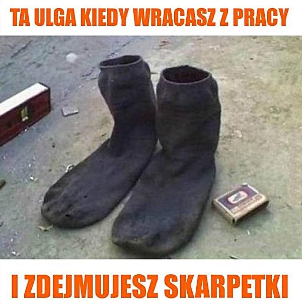 Ta ulga kiedy wracasz z pracy i zdejmujesz skarpetki