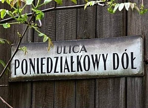 Ulica Poniedziałkowy Dół