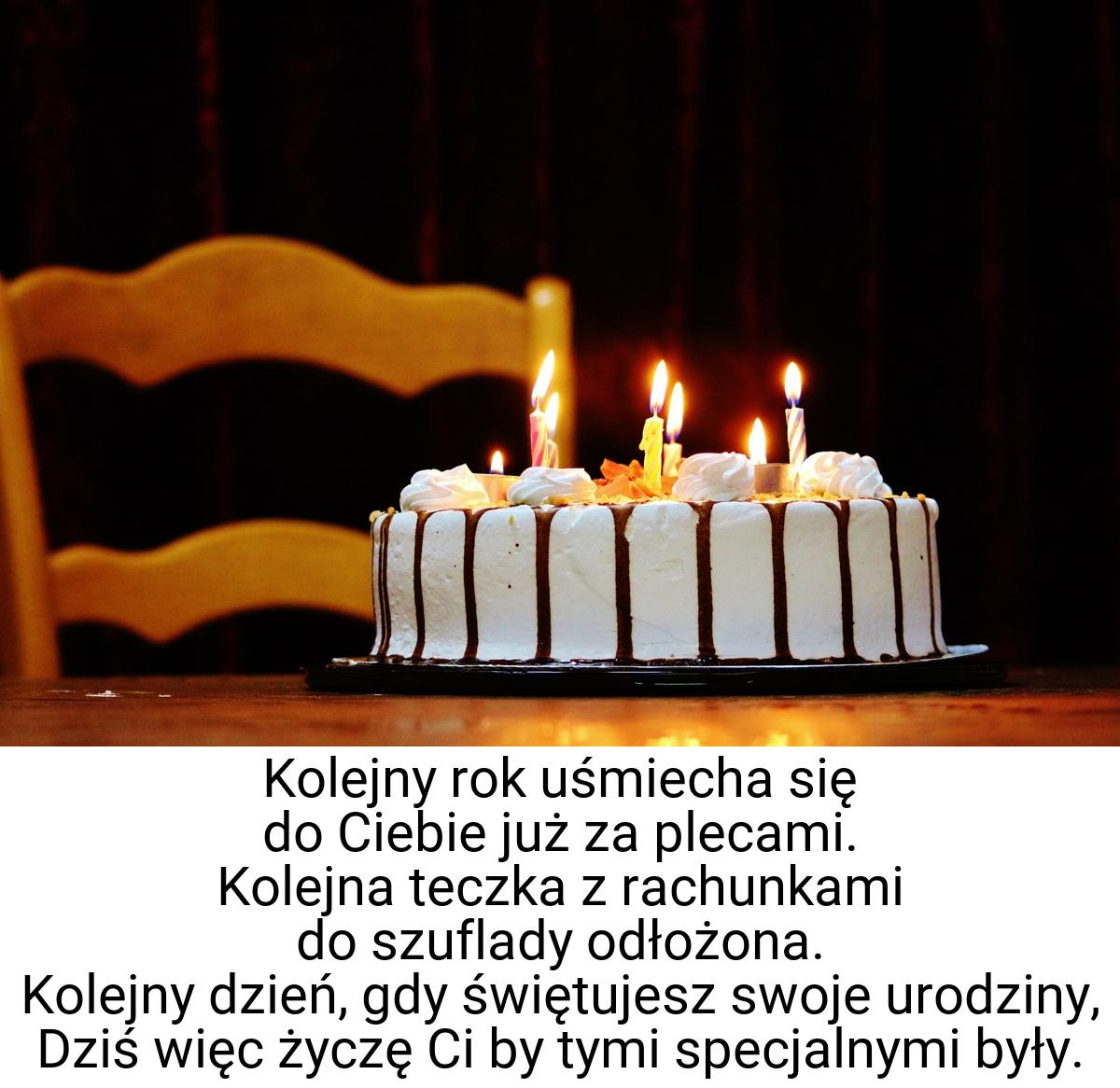 Kolejny rok uśmiecha się do Ciebie już za plecami. Kolejna